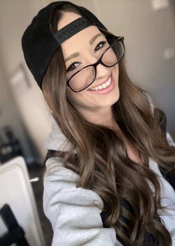 1 (4)